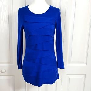 Vince Camuto XS Royal Blue Top with 3/4 sleeves.